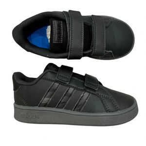 NWOT Adidas Boy’s Grand Court Black and Camouflage Carbon Sneaker Tennis Shoe